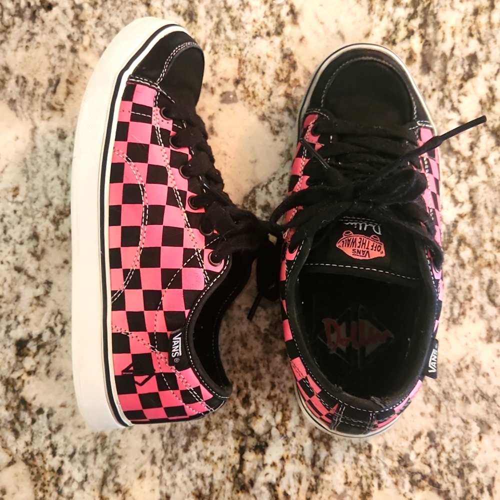 VANS Dollin Skater Shoes
